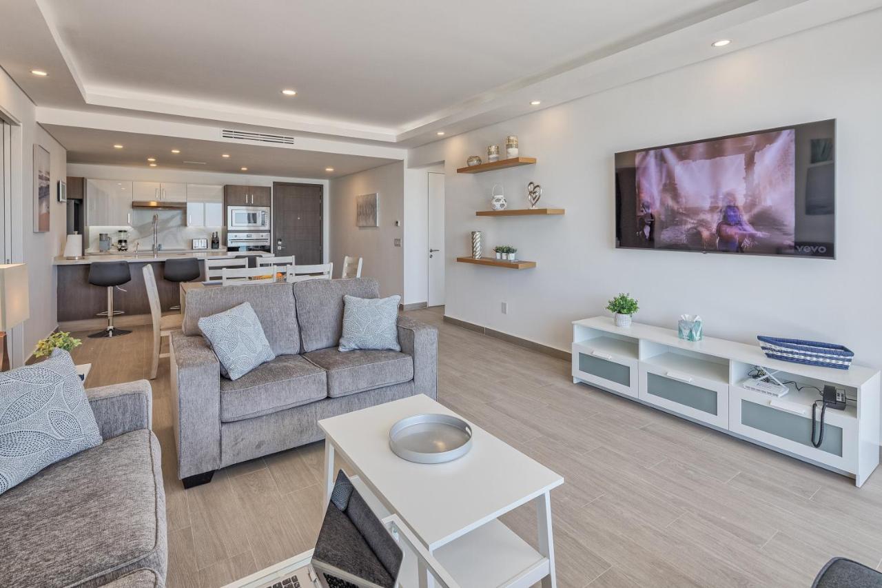 Brand New Contemporary 1 Bed Oceanfront Condo At Encantame Towers Verano E1203 Playa Encanto Exterior photo